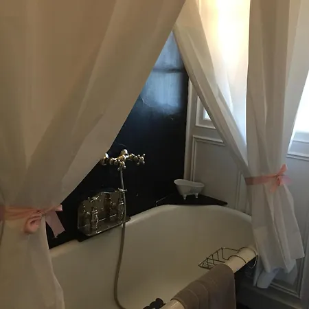 Chateau De Alojamento de Acomodação e Pequeno-almoço Couin