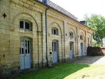 Chateau De Alojamento de Acomodação e Pequeno-almoço Couin