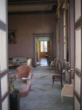 Chateau De Alojamento de Acomodação e Pequeno-almoço